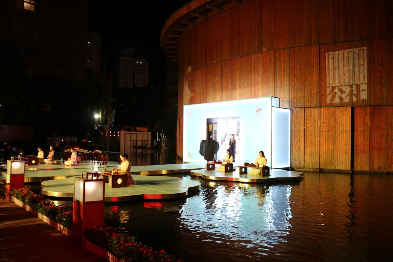 China Community Art Habitat Hotel Циндао Экстерьер фото