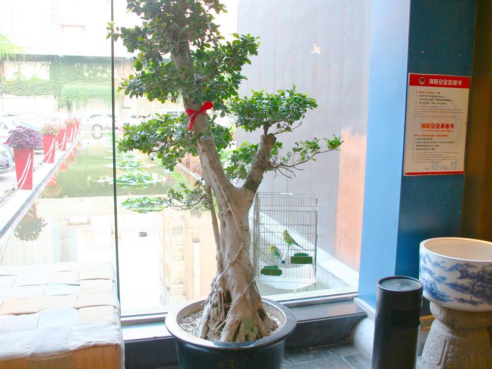 China Community Art Habitat Hotel Циндао Экстерьер фото